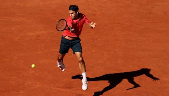 Roger Federer derrotó Denis Istomin en su debut en el Roland Garros 2021. (Twitter)