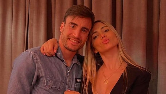 Nicolás Tagliafico y su esposa se lucen muy enamorados en todo momento, tal como lo reflejan en sus redes sociales, donde derrochan amor (Foto: Carolina Calvagni / Instagram)