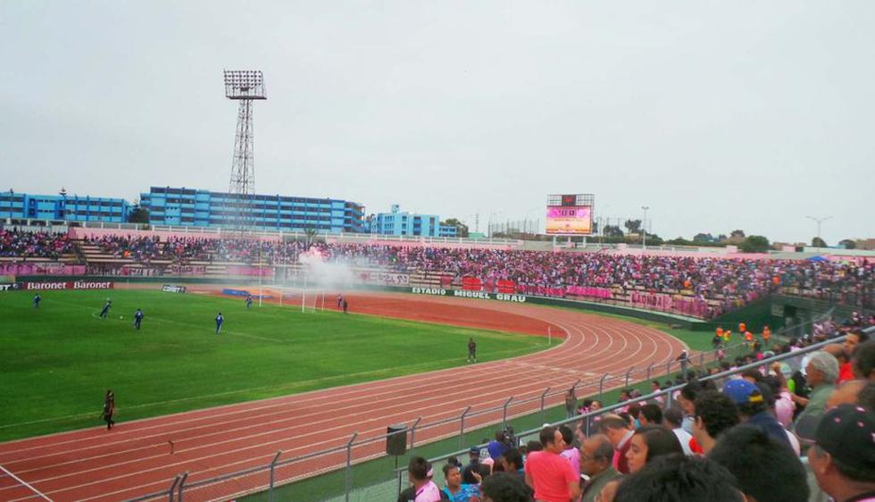 Estadio Jorge Basadre de Tacna, donde juega el Bolgnesi, es en honor al más grande historiador de la historia del Perú (USI-Internet-Archivo)