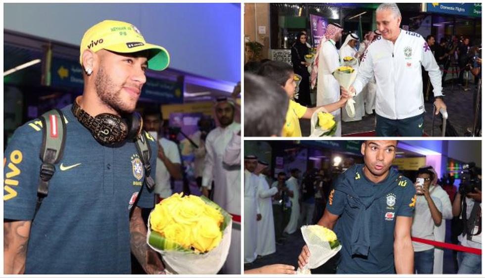 La delegación de Brasil fue recibida con flores en su llegada a país asiático. (Foto: Federación de Fútbol de Arabia Saudita)