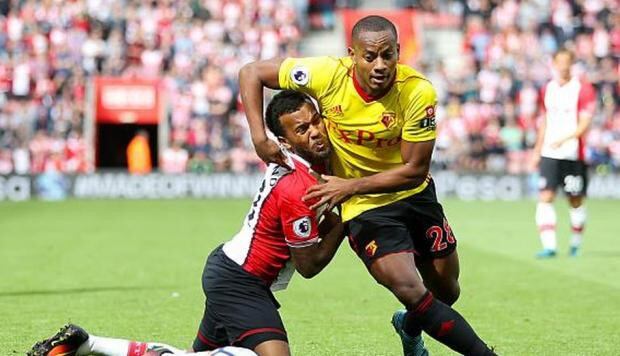 André Carrillo llegó al Watford FC en el 2017 y rápidamente se ganó los elogios de la prensa inglesa. (Foto: Internet)