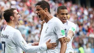 Todo se sabe: Varane reveló cómo planificó con Griezmann el primer gol a Uruguay