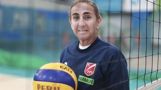 En buenas manos: Natalia Málaga, la entrenadora que prepara a las selecciones juveniles para sus respectivos Mundiales