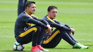 Puerta cerrada: Arsenal descartó las salidas de Alexis Sánchez y Mesut Özil en invierno