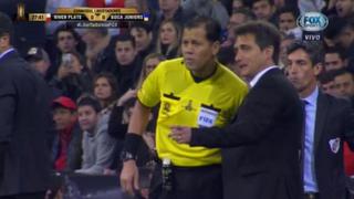 La conversación entreVíctor Hugo Carrillo yBarros Schelotto durante la final de la Libertadores [VIDEO]