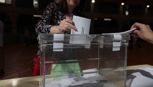 La participación de los miembros de la mesa electoral es clave para el desarrollo de los comicios (Foto: AFP)