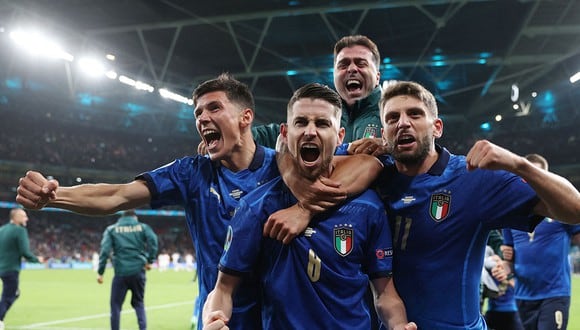 Italia logró la clasificación a la final de la Eurocopa 2020 y jugará ante el ganador entre Inglaterra-Dinamarca el próximo domingo en Wembley. (Foto: AFP)