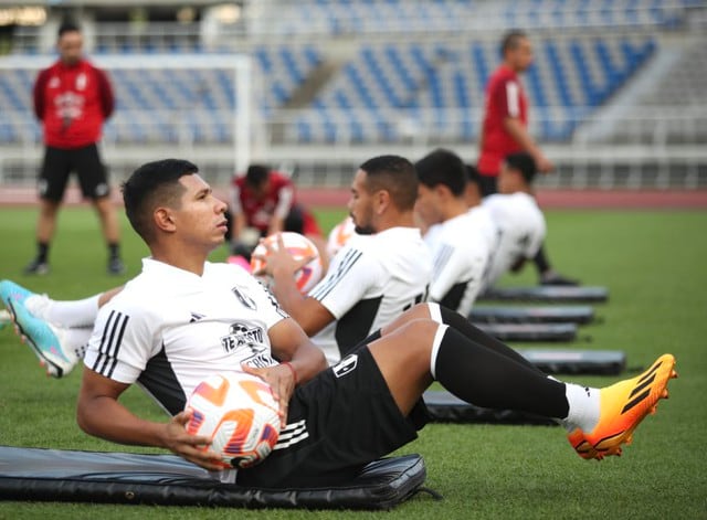 La Selección Peruana realizó su último entrenamiento en Seúl. (Foto: FPF)
