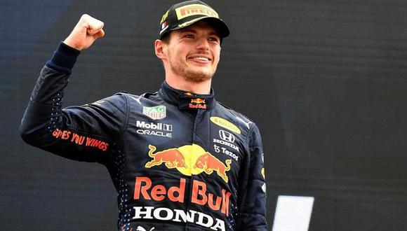 Con su polémico triunfo en el Gran Premio de Bélgica, Max Verstappen redujo a tres puntos la distancia que lo separa de Lewis Hamilton, el líder de la Fórmula 1 2021. (Foto: Agencias)