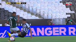¡Copa Libertadores! ‘Delicatessen’ de Roni y la brutal entrada de Lucas Veríssimo en el Maracaná [VIDEO]