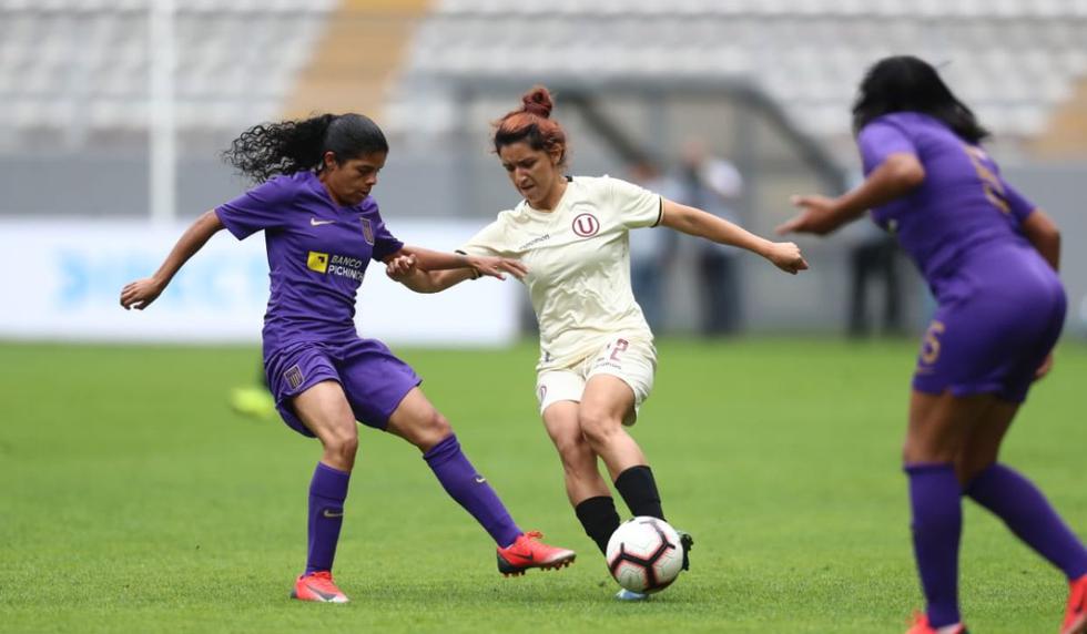 Universitario y Alianza Lima se miden en el Estadio Nacional, por la final del Campeonato Femenino Zona Lima. (Foto: Giancarlo Ávila)