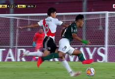 ¡Lo sufre Gallardo! Jorge Carrascal fue expulsado tras terrible falta en el River vs. Palmeiras [VIDEO]