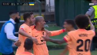 De otro planeta: Griezmann anotó golazo olímpico para el 1-0 del Atlético de Madrid ante Betis [VIDEO]
