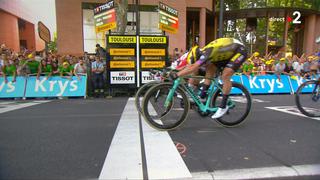 ¡Final de fotografía! Ewan ganó la Etapa 11 del Tour de Francia, tras superar a Groenewegen por unos milímetros [VIDEO]