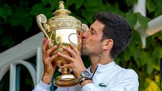 ¡Saborea su título! Novak Djokovic venció a Federer y ganó su quinto Wimbledon