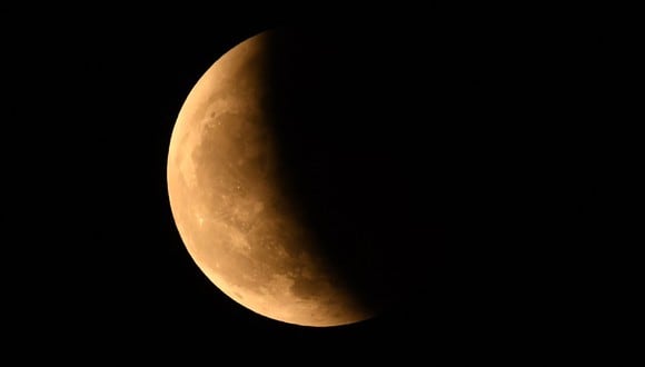 El eclipse lunar será el primero que se produzca en este 2023 (Foto: AFP)