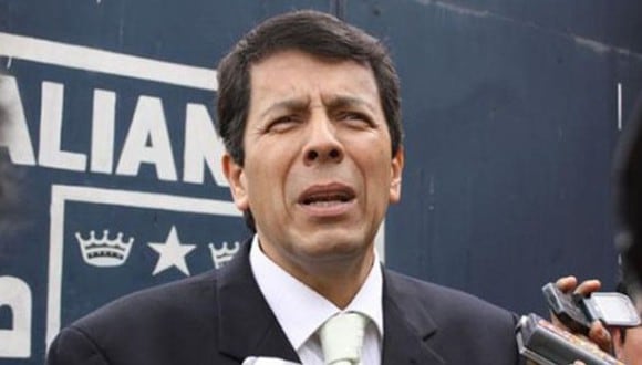 El delegado de Alianza Lima, Tito Ordóñez, respondió al pedido del administrador crema Jean Ferrari de cerrar tribunas de Matute. (USI)