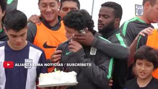Alianza Lima: el tortazo de Montaño a Reimond Manco por su cumpleaños