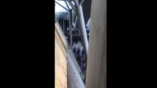 En la previa de Champions League: el enfrentamiento entre la policía holandesa y los 'ultras' del Ajax [VIDEO]