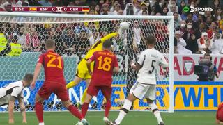 Gigante: Neuer realizó genial atajada, con la ayuda del travesaño, en España vs. Alemania [VIDEO]