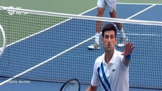 Novak Djokovic descalificado del US Open por golpear a jueza