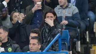 Amor del bueno: esposa de Antonio Conte lloró tras ver al estratega ser homenajeado en Stamford Bridge