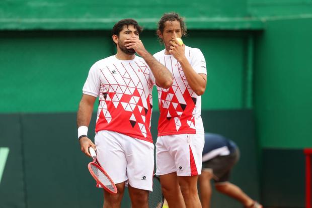 Sergio Galdos y Arklon Huertas del Pino cayeron en dobles ante la dupla chilena. (Foto: Jesús Saucedo / GEC)