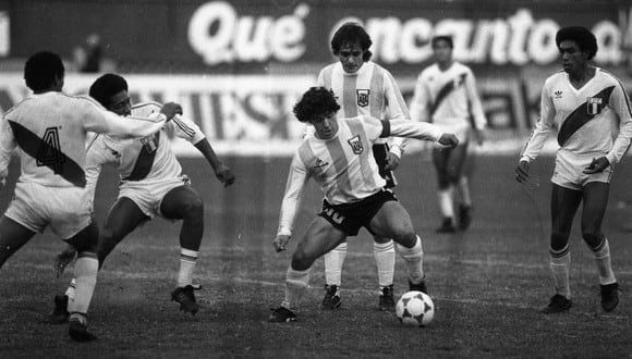Diego Maradona enfrentó a la Selección Peruana en 1985: al año siguiente fue campeón del Mundo en México 86. (Foto: Archivo Histórico de El Comercio)