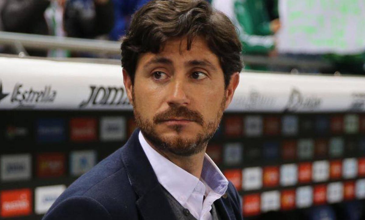 Málaga suspendió al entrenador por difusión de vídeo íntimo. (Foto: Agencias)