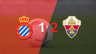 Termina el primer tiempo con una victoria para Elche vs Espanyol por 2-1