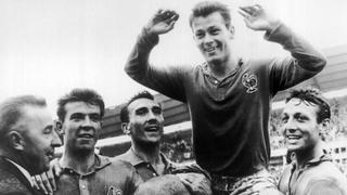 El fútbol pierde a otra leyenda: muere Just Fontaine, récord de goles en un Mundial
