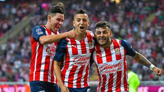 Roberto Alvarado busca quedarse en Chivas para dar el salto a Europa