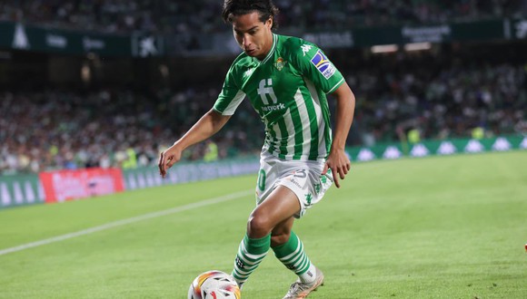 Diego Lainez y Andrés Guardado fueron titulares en la derrota de Betis ante Celta. (Getty)