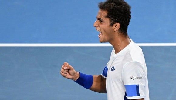 Juan Pablo Varillas | ¿Podrá mantenerse en el top 100 antes de Roland Garros y por qué de su irregular presente? (Photo by WILLIAM WEST / AFP) /
