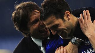 Empezaron las despedidas: Fábregas se adelanta al Chelsea y le dice adiós a Conte