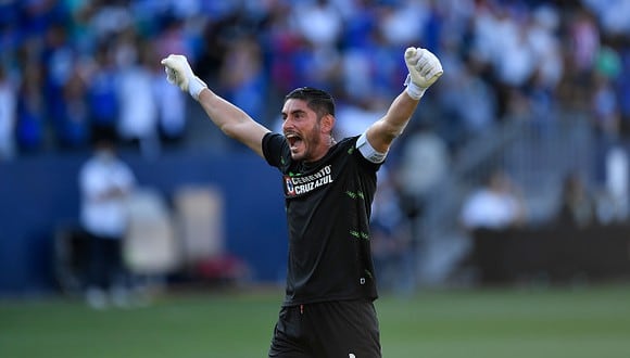 “Vamos a disfrutar y ver un espectáculo”: Jesús Corona sobre gritos en estadio de Cruz Azul. (Getty Images)