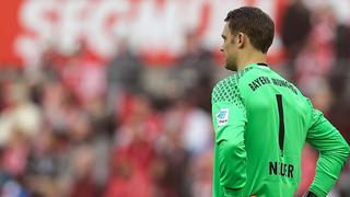 Se encienden las alarmas: Manuel Neuer salió lesionado de los entrenamientos del Bayern Munich