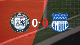 Guayaquil City no pudo con Emelec y empataron sin goles