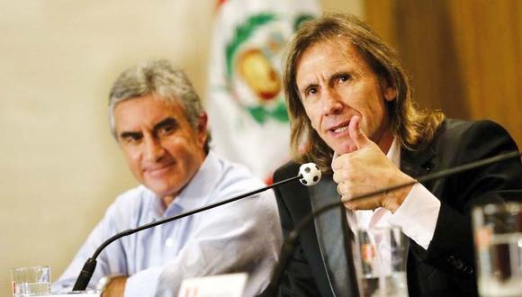 Ricardo Gareca y Juan Carlos Oblitas en conferencia de prensa. (Foto: FPF)