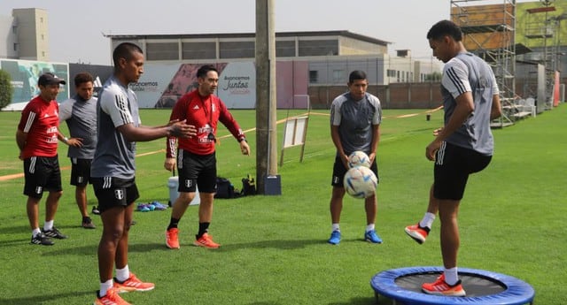 Aquino, López y Flores fueron los primeros en incorporarse a los entrenamientos de la Selección Peruana.  (Foto: @SeleccionPeru)
