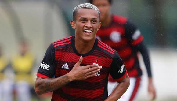 Wesley tiene 19 años y juega en Flamengo. (Foto: Twitter)