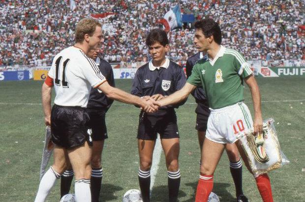 La selección mexicana ante Alemania en el Mundial de 1986 (Foto: Mexsports)