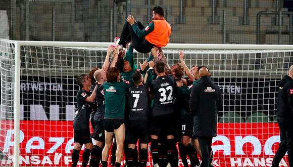 Werder Bremen empató 2-2 ante Heidenheim y se mantiene en primera dvisión. (Foto: Getty Images)