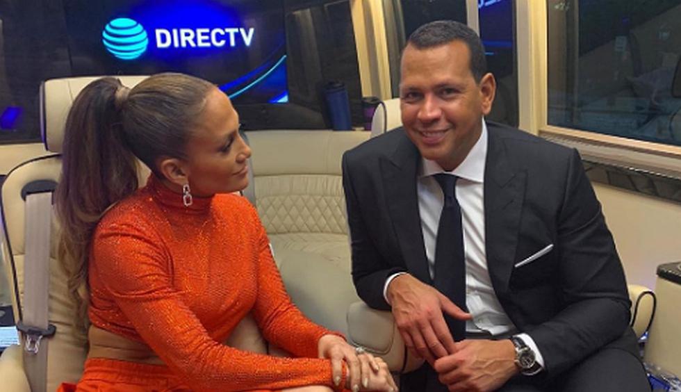 La cantante y el ex beisbolista compartieron este día especial junto a sus pequeños hijos. (Foto: @arod)