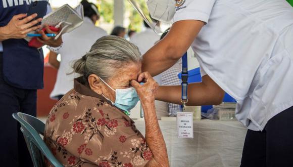 Cuarta dosis contra el COVID-19: cuándo recibirla y sedes de vacunación en Ciudad de México (Foto: EFE).
