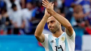 Mascherano elogia y se alinea con Wenger: “Mundial cada dos años es positivo