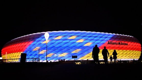 La Bundesliga pretende reanudar el torneo el 9 de mayo. (Foto: Twitter)