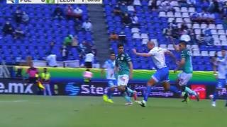 ¿Qué hizo? Autogol de Juan Pablo Segovia para el 1-0 del Puebla vs. León por la Liga MX [VIDEO]