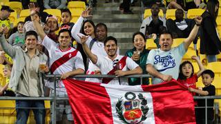 Hinchas de Perú se hicieron sentir en el Estadio Westpac durante partido de clubes