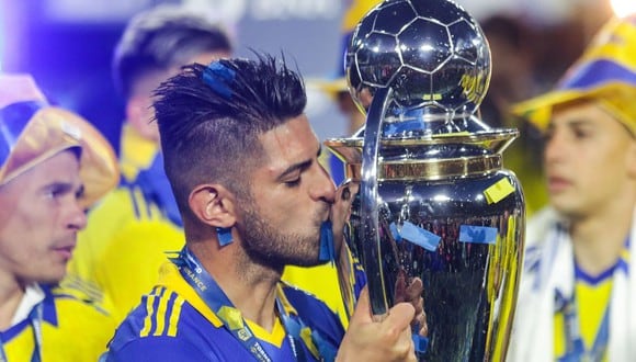 Carlos Zambrano se coronó campeón de la Liga Profesional Argentina con Boca Juniors. (Foto: Getty Images)